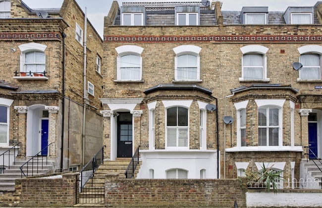 Beautiful Battersea Garden Flat by Underthedoormat - Foto 20
