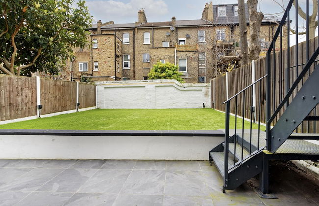 Beautiful Battersea Garden Flat by Underthedoormat - Foto 3