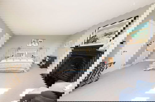 Foto 32 - Elegant Primrose Hill Townhouse With Garden
