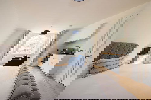 Foto 54 - Elegant Primrose Hill Townhouse With Garden