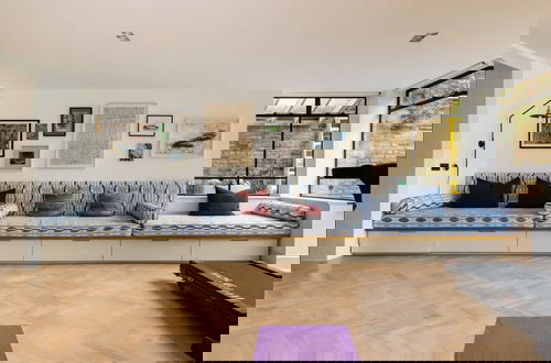 Foto 26 - Elegant Primrose Hill Townhouse With Garden