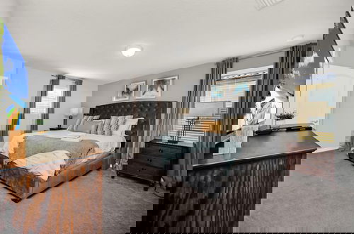 Foto 8 - Modern Home Private Pool Sleeps 15 Ww102