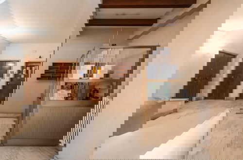 Foto 38 - Bright and Spacious Family Apartment in Parioli