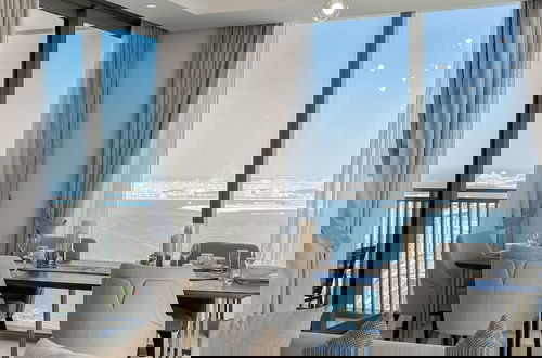 Foto 1 - Breathtaking 3BR with Sea & Marina