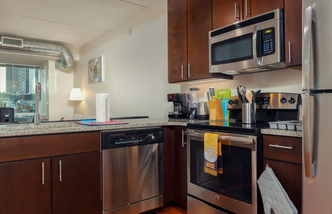 2br Fully Furnished Apartment In Downtown - Great Location 2 Bedroom Apts by RedAwning - Foto 13