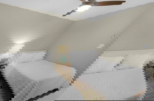 Foto 54 - Beachside Villas - Minutes to The Beach - Ground Floor - Pools & Tennis