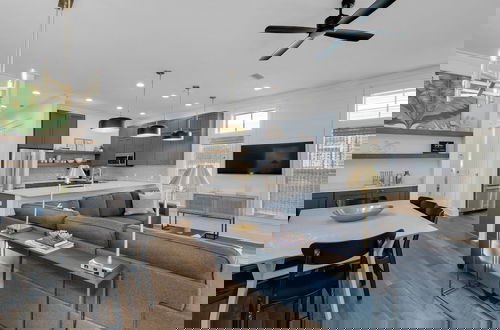 Foto 20 - Modern Beach Home w/ 6-seater Golf Cart - Amazing Patio