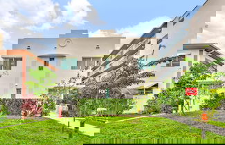 Photo 1 - West Deco Boutique Apartments