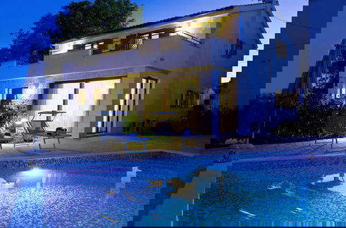 Foto 20 - Villa Mare With Private Pool And Garden