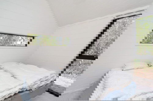 Foto 4 - 6 Person Holiday Home in Hojby