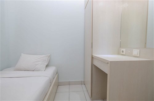 Photo 5 - Comfy And Homey 2Br At Patraland Urbano Apartment