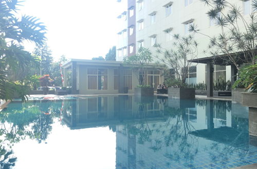 Foto 6 - Spacious 2BR Apartment at Pinewood near JATOS