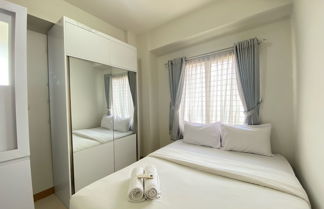 Photo 3 - Cozy 2Br At Pinewood Apartment Jatinangor