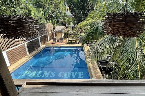 Photo 49 - Palms Cove Resort