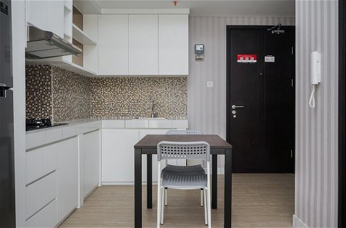 Foto 5 - Comfy 1BR Apartment at Casa De Parco