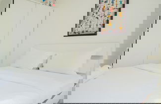 Foto 1 - Cozy And Minimalist Studio At Akasa Pure Living Bsd Apartment