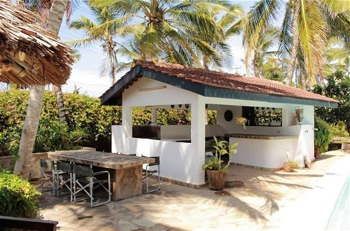Foto 18 - Beach Location Luxury Villa