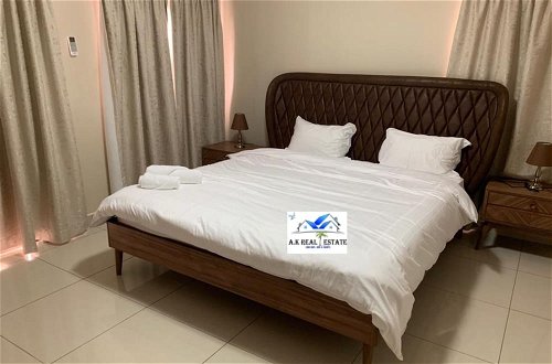 Photo 11 - Executive 3 Bedroomed Fully Furnished Apartment for Rent in Salama Park