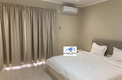 Foto 5 - Executive 3 Bedroomed Fully Furnished Apartment for Rent in Salama Park