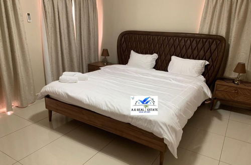 Foto 9 - Executive 3 Bedroomed Fully Furnished Apartment for Rent in Salama Park