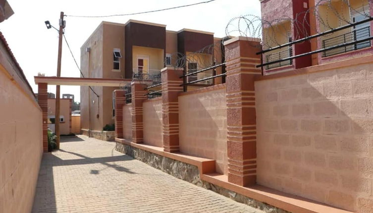 Photo 1 - Lovely 2-bed Apartment in Kampala