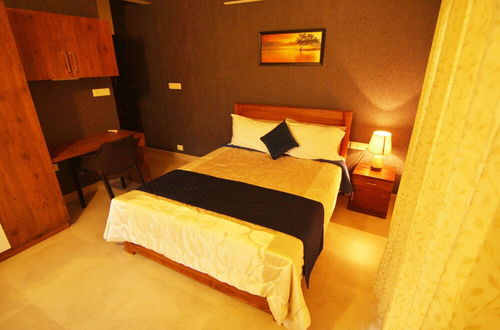 Foto 3 - Luxury 3-bed Serviced Apartment in Trivandrum