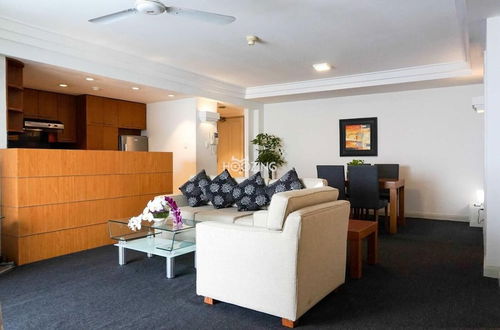 Photo 24 - Downtown Retro Serviced Apartment