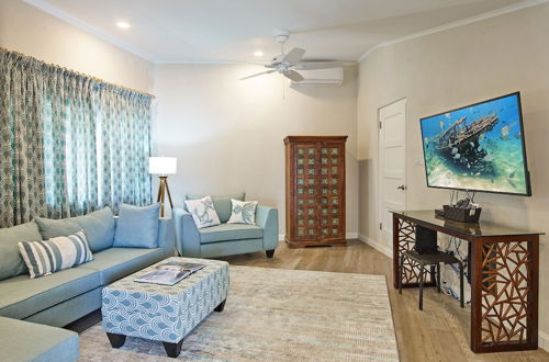 Photo 4 - Southwinds Beach House is a 3 Bedroom With Exquisite sea Views