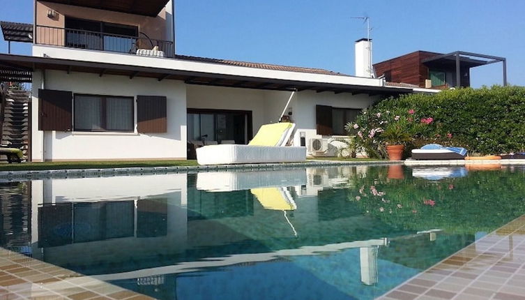 Foto 1 - Beautiful Villa With Private Pool by Beahost