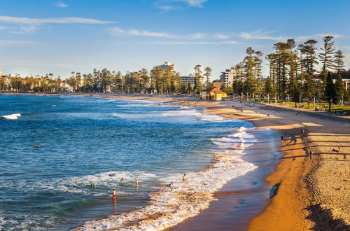 Photo 15 - Manly Beachfront Apartment