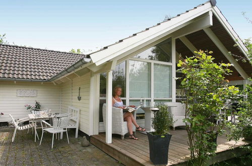 Foto 5 - 6 Person Holiday Home in Dronningmolle