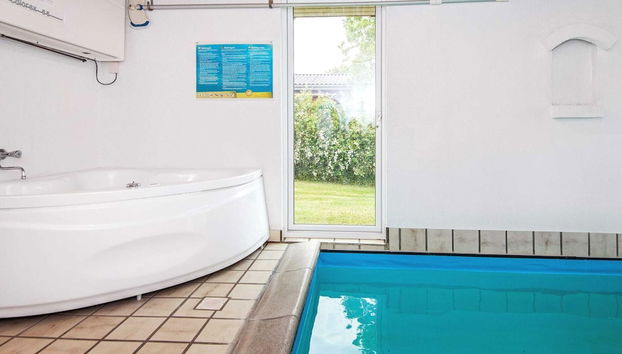 8 Person Holiday Home in Bogense - Foto 4
