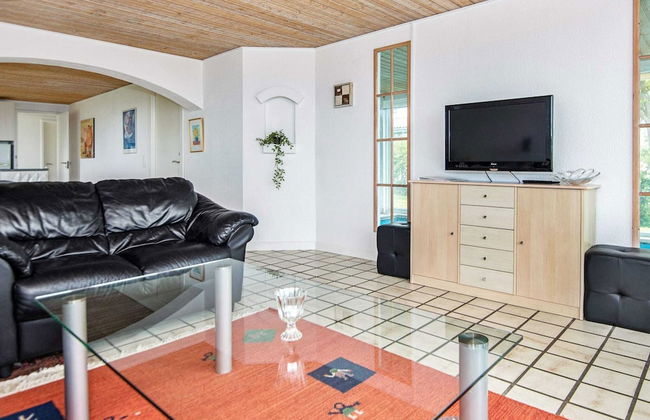 8 Person Holiday Home in Bogense - Foto 8