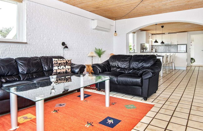 8 Person Holiday Home in Bogense - Foto 14