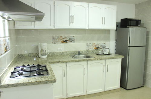 Photo 13 - Fully Equipped New 3br Apt>dt>2mins To The Beach