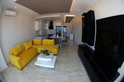 Photo 49 - Oceanic Luxury Apartments