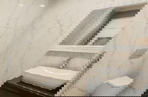 Foto 32 - Oceanic Luxury Apartments