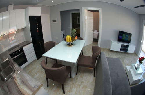 Photo 29 - Oceanic Luxury Apartments