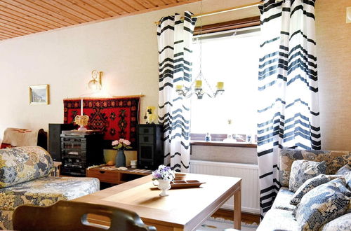 Photo 10 - 4 Person Holiday Home in Lysekil