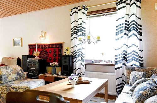Photo 5 - 4 Person Holiday Home in Lysekil