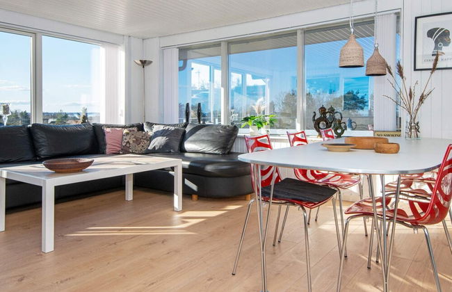 8 Person Holiday Home in Allingabro - Foto 5
