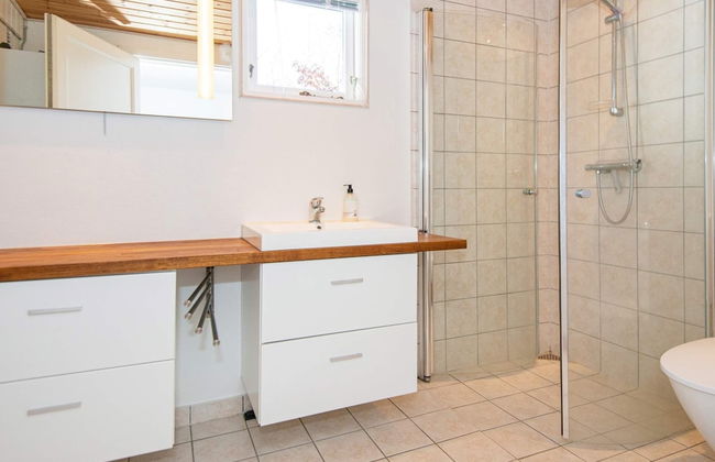 8 Person Holiday Home in Allingabro - Foto 22