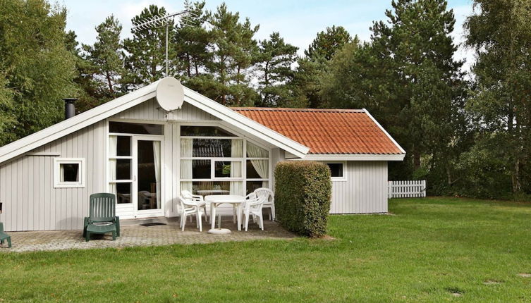 Foto 1 - Quiet Holiday Home in Rodby near Sea