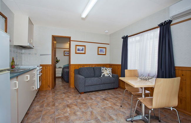 Lake Hamilton Motor Village & Caravan Park - Foto 8