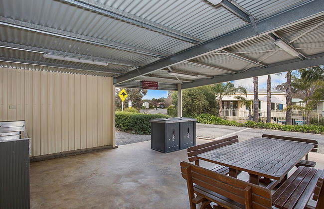 Lake Hamilton Motor Village & Caravan Park - Foto 21