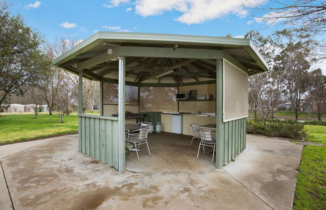 Lake Hamilton Motor Village & Caravan Park - Foto 46