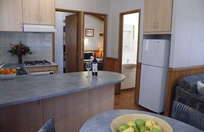 Lake Hamilton Motor Village & Caravan Park - Foto 11