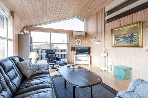 Photo 12 - 6 Person Holiday Home in Hvide Sande