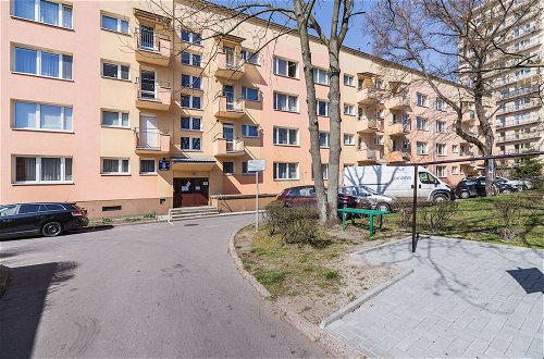 Photo 32 - Apartment Obopolna Krakow by Renters