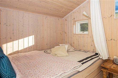 Foto 3 - 6 Person Holiday Home in Knebel
